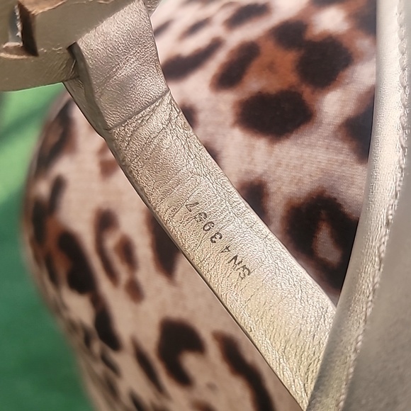 🖤🥰Beautiful Tory Burch Miller Embellished Sandals🖤🥰 - Picture 6 of 11